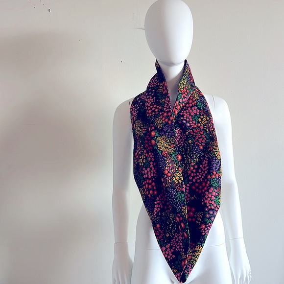 Couture Endless wrap - Picture 2 of 5